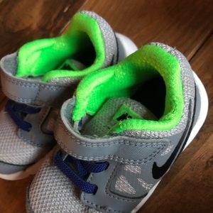 Nike’s size 6 toddler